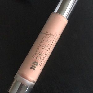 URBAN DECAY DE-SLICK PRIMER